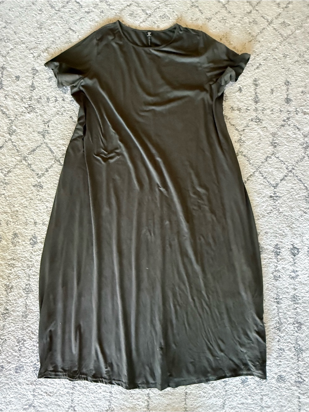 Women’s Olive Green Short-Sleeve Maxi Dress - Casual Everyday Style